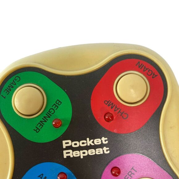 Vintage Radio Shack Electronic Pocket Repeat Handheld Game‎ Working TESTED - Picture 4 of 8